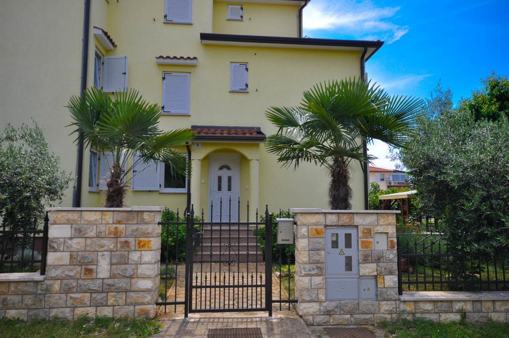 Ana M Apartments Novigrad  Zewnętrze zdjęcie